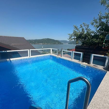 Casa Clau Hotell Orşova Exteriör bild
