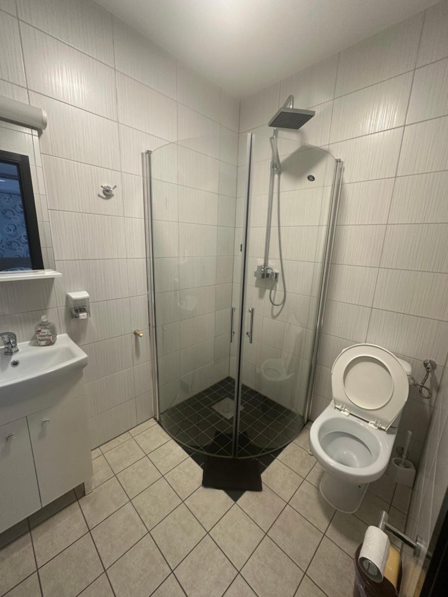 Casa Clau Hotell Orşova Exteriör bild