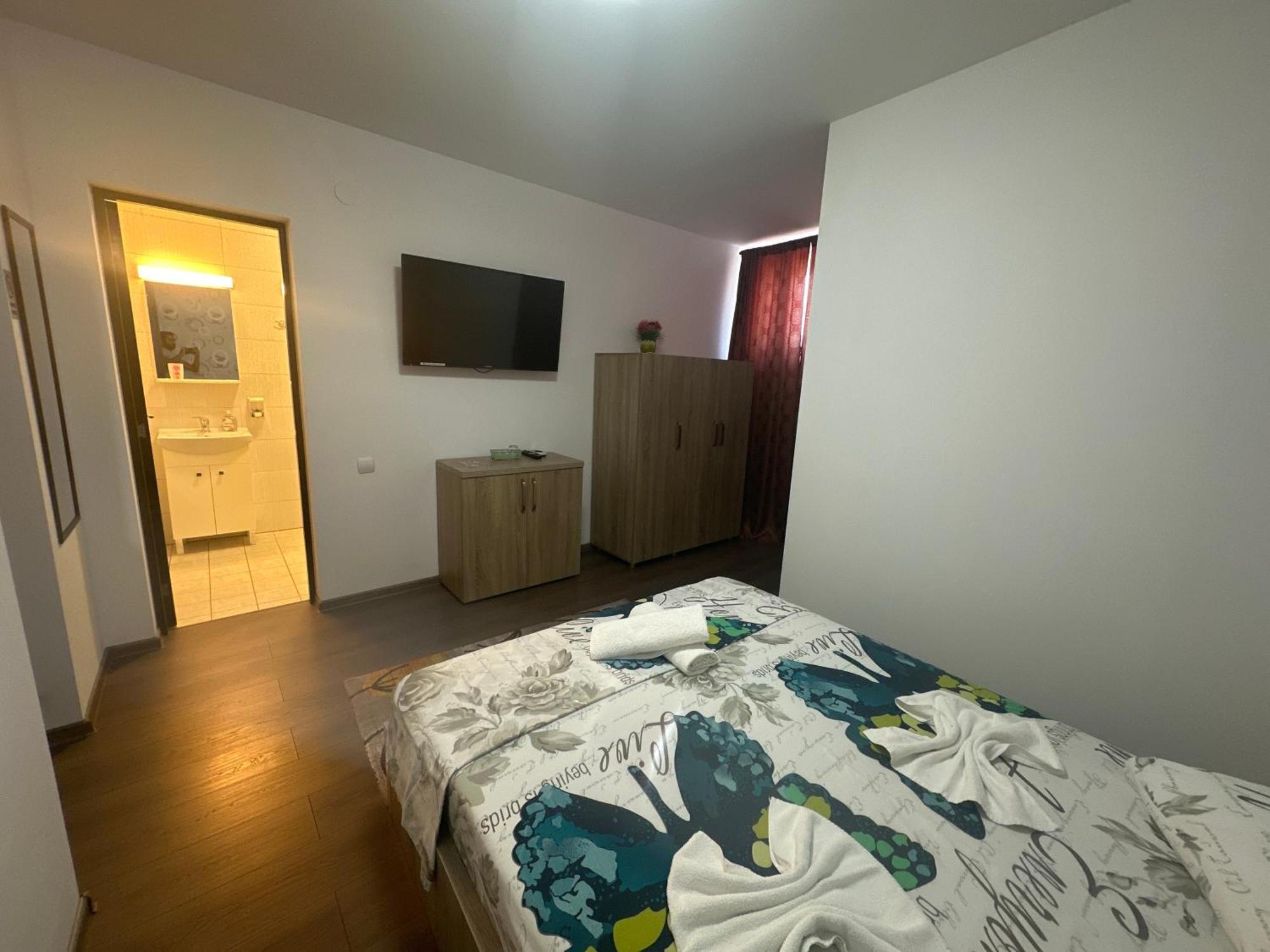 Casa Clau Hotell Orşova Exteriör bild