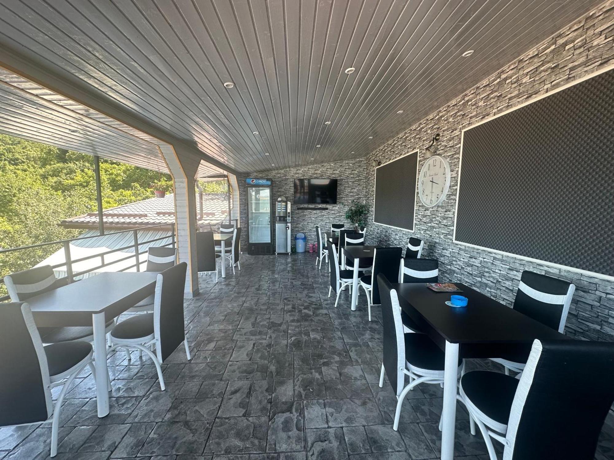 Casa Clau Hotell Orşova Exteriör bild